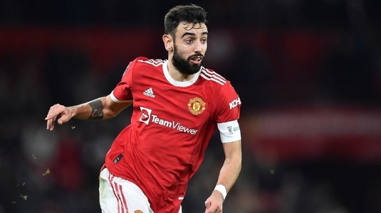 Căpitanul lui Manchester United, gest lăudabil! Bruno Fernandes a ajutat un pasager căruia i s-a făcut rău în avionul în care călătorea spre Portugalia 