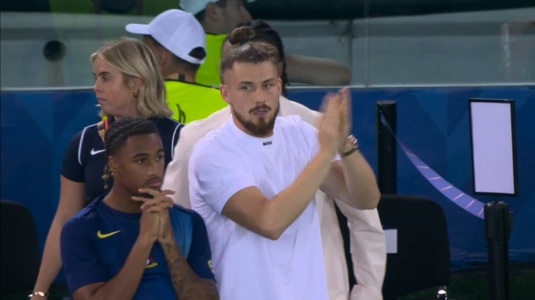 FOTO | Cum a fost surprins Radu Drăguşin în timpul loviturilor de departajare dintre Tottenham şi PSG