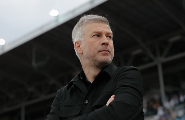 OFICIAL | Legia Varşovia a anunţat despărţirea de Edi Iordănesu şi a prezentat motivul: "Pentru obiective"