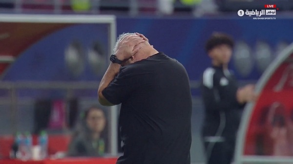 VIDEO | Cosmin Olăroiu şi-a pus mâinile în cap! Şocul suferit de naţionala pe care o antrenează românul