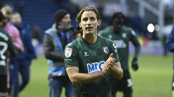 La 14 luni după ce a suferit un stop cardiac în timpul unui meci cu Fiorentina, Edoardo Bove a revenit pe teren într-un meci oficial