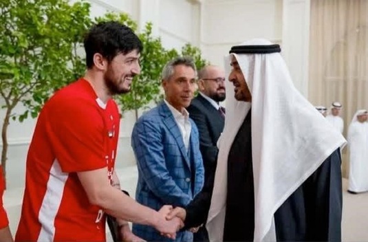 Vedeta Iranului, exclusă din naţională, după un gest perceput ca o lipsă de loialitate faţă de guvern! Ce ar fi făcut fostul fotbalist de la Roma