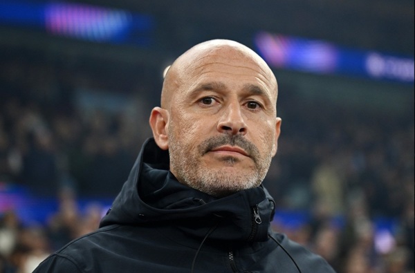 Varianta Beşiktaş a picat pentru Răzvan Lucescu. ”Vulturii” au prezentat un antrenor care a impresionat în Serie A