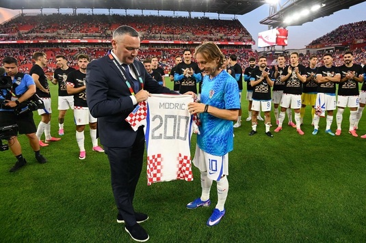 Luka Modric a intrat în clubul select al fotbalului mondial! Doar Ronaldo şi Messi mai reuşiseră asta