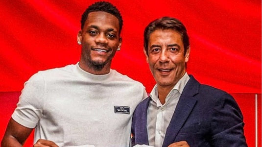 Jhon Duran, record de mutări la o vârstă fragedă. Columbianul nu se opreşte şi bifează al şaptelea club din carieră