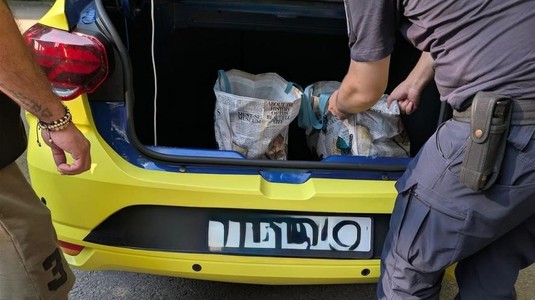 Taximetrist, depistat în timp ce încerca să vândă materiale pirotehnice fanilor prezenţi la Beitar – Austria Viena