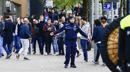 Veste proastă pentru fanii lui Feyenoord! Ar putea rata meciul cu Napoli!