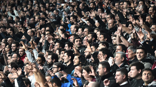 VIDEO | Au fost învinşi clar de Bayern, dar au câştigat detaşat la atmosferă! Fanii lui Beşiktaş au făcut spectacol în tribune