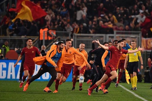 Imaginea fericirii! Contul de Twitter al AS Romei a luat-o razna, după victoria de vis în faţa Barcelonei. Mesaje incredibile primite de la adversarii din Serie A