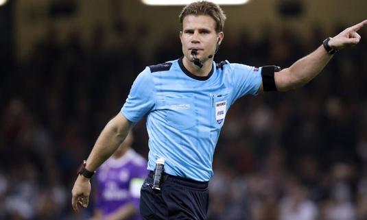 Felix Brych arbitrează meciul Liverpool - AS Roma din turul semifinalelor Ligii Campionilor