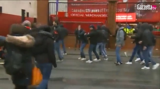 VIDEO | Incidente şocante înainte de Roma - Liverpool. Italienii i-au atacat pe englezi la stadion, iar un fan e în stare critică