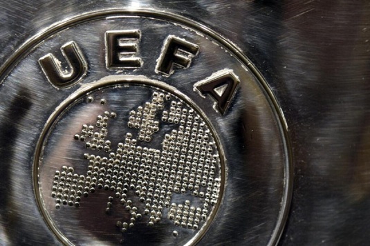 UEFA a aprobat noi reguli de licenţiere a cluburilor, care înlcouiesc Fair-Play-ul Financiar. Echipele riscă interdicţii la transferuri, retrogradări şi depunctări