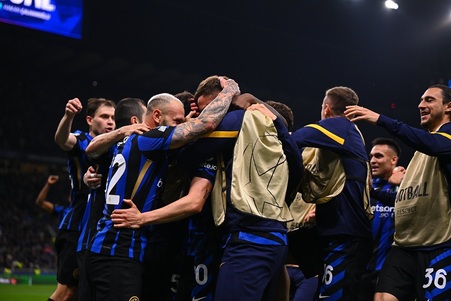 După ce a spus că nu are ce căuta la Inter, MM Stoica şi-a scos pălăria în faţa fotbalistului după şocul cu Barcelona: "M-ai învins, Rodioane"