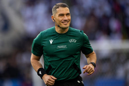 ”Valoarea lui de arbitru este realmente senzaţională!”. Istvan Kovacs, lăudat în direct după finala Champions League