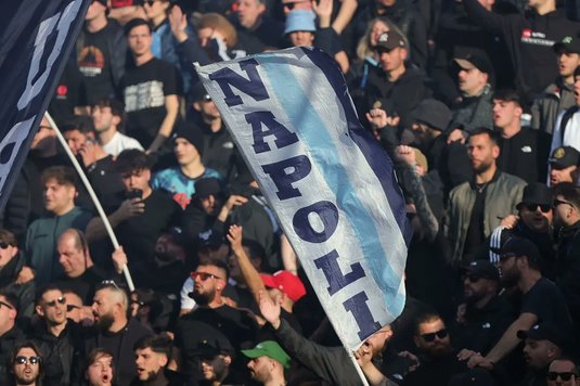 230 de suporteri arestaţi în Olanda, înainte de PSV - Napoli