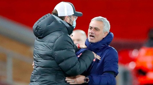 Jose Mourinho a lovit din nou. Managerul portughez i-a ironizat pe rivalii Klopp şi Guardiola în aceeaşi conferinţă