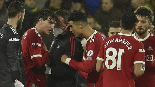 Momente tensionate în finalul partidei dintre Norwich şi Manchester United. Lindelof a avut probleme respiratorii: "El încă este şocat, sper să-şi revină"