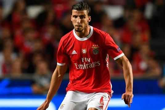 OFICIAL | Manchester City a spart banca! Transfer de 68 de milioane de euro după înfrângerea cu Leicester. A vândut şi un jucător