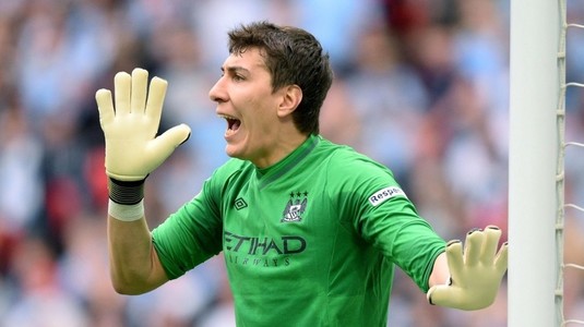 "Vezi că aici e Anglia, nu primeşti nimic!". Episodul care l-a marcat pe Costel Pantilimon în primul meci la Manchester City | EXCLUSIV