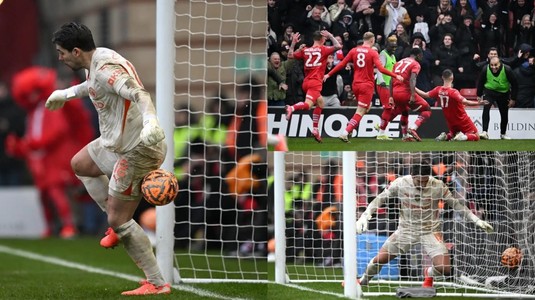 City a luat gol de la centrul terenului de la o echipă din liga a treia. Starurile lui Guardiola, calificare cu mari emoţii în optimile Cupei Angliei