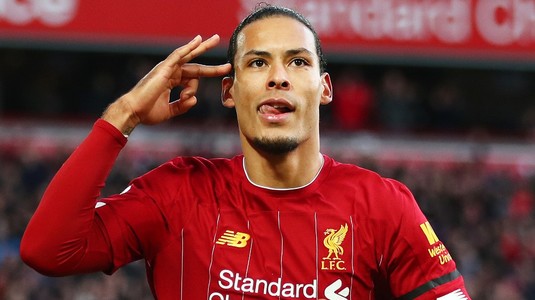 Ofertă irezistibilă pentru cel mai bun fundaş din lume! Virgil van Dijk ar urma să încaseze 50 de milioane de lire sterline