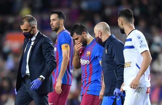 Panică pe Camp Nou. Kun Aguero a fost luat cu ambulanţa! Probleme serioase pentru starul argentinian

