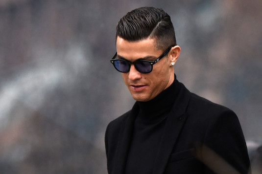SURPRIZĂ | Cristiano Ronaldo, oferit Barcelonei! Jorge Mendes s-a întâlnit cu Laporta