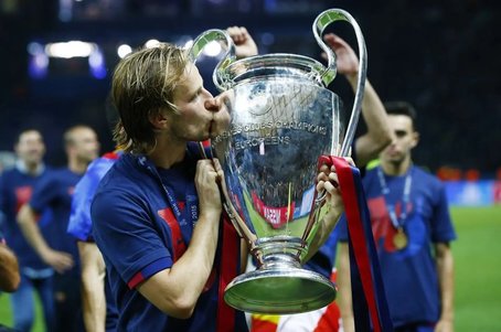 BREAKING | Ivan Rakitic şi-a anunţat retragerea din actvitate. Scrisoarea emoţionantă prin care croatul şi-a luat rămas bun de la ”sportul rege”