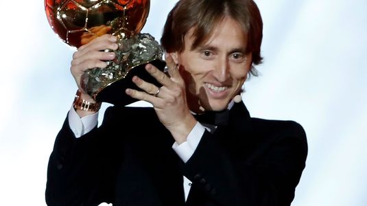Modric, înţepături pentru Cristiano şi pentru Messi după ce a câştigat Balonul de Aur: "Fotbalul nu înseamnă doar goluri, goluri, goluri"