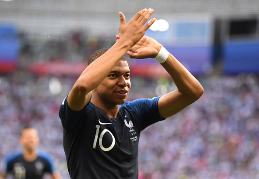 Transferul DECENIULUI! Mbappe semnează şi devine cel mai scump fotbalist din toate timpurile. Comision URIAŞ