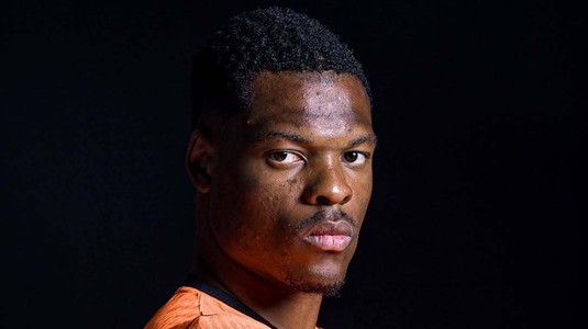 OFICIAL | Real Madrid l-a prezentat oficial pe Denzel Dumfries