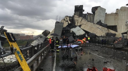 Minut de reculegere la meciurile din Serie A în memoria victimelor de la Genova
