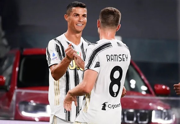 Fostul star de la Juventus şi-a anunţat retragerea din cariera de fotbalist profesionist: ”Nu a fost o decizie uşor de luat”