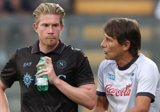 Atac la Conte. De Bruyne, ”săgeţi” după plecarea antrenorului italian de la Napoli: ”Nu ar fi trebuit să rămână”