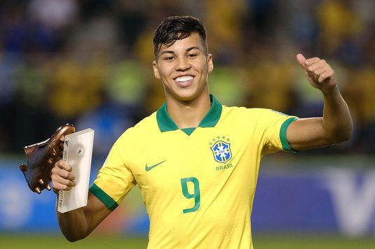 Juventus a câştigat lupta cu AC Milan şi a transferat un atacant. Cine vine lângă Cristiano Ronaldo: detaliile mutării