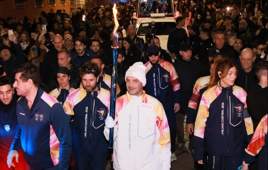 Burleanu, după ce Chivu a purtat torţa olimpică la Milano: ”Suntem mândri ca români. Este iubit şi apreciat în întreaga Italie”