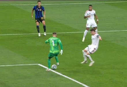 ”Şi-a bătut joc de echipă”. Gafa care l-a înfuriat pe Mihai Stoica după Real Madrid - Inter Milano 2-1: ”Poţi să ai şi 40 de parade”