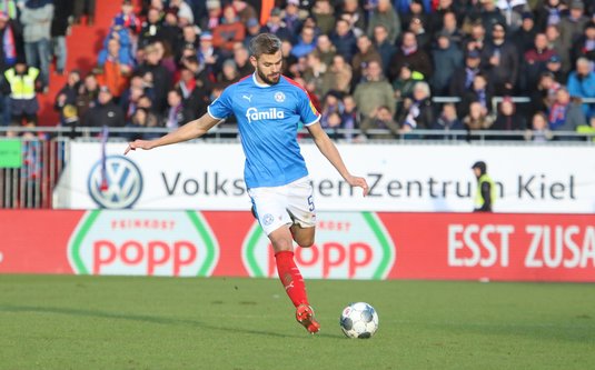 Un fotbalist german a fost infectat cu coronavirus. Toată echipa a fost băgată în carantină două săptămâni