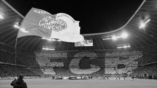 Bayern Munchen a postat un sfâşietor, la scurt timp după moartea lui Franz Beckenbauer. ”Dintr-o dată, lumea noastră este mai întunecată, mai săracă”