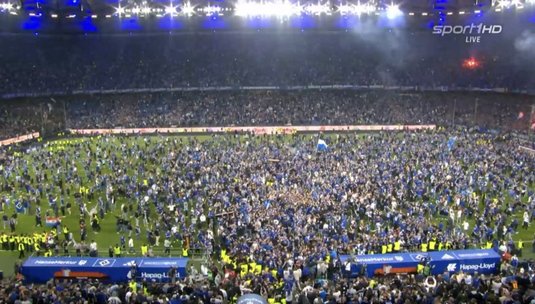 VIDEO | Aşteptarea a luat sfârşit! Fosta câştigătoare de Champions League a revenit în prima ligă după şapte ani, iar suporterii au oferit imagini incredibile