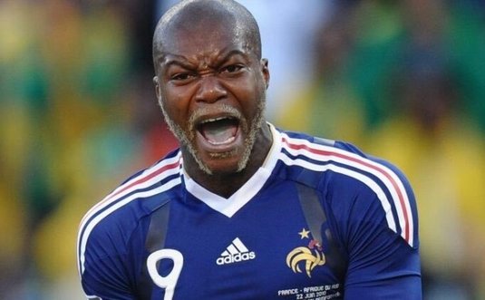 Djibril Cisse, gata să revină pe teren la 38 de ani şi să joace pe gratis la orice club din Ligue 1! Motivul din spatele dorinţei francezului