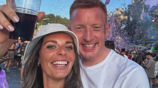 Antrenorul din Ligue 1 care şi-a anunţat plecarea pentru a fi mai aproape de partenera sa, o jurnalistă cunoscută: “Trebuie să merg acasă”