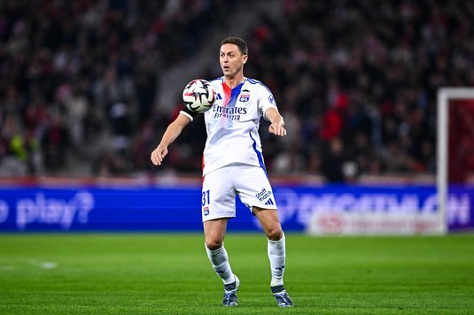 OFICIAL | Final de carieră? Clubul a anunţat despărţirea de fotbalistul cu sute de meciuri în Premier League: ”Mulţumim!”