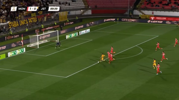 VIDEO | "Bijuterie" marcată de un român în barajul de promovare în Serie A. Echipa sa a forţat calificarea până la ultimul fluier