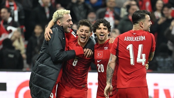 Transfer de răsunet. Jucătorul care a oprit-o pe România din drumul spre Mondial, dorit de un club uriaş. Suma, uluitoare