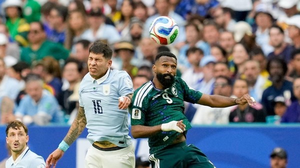 Arabia Saudită, aproape de a produce o nouă surpriză la Mondial. Araujo a scos o remiză pentru Uruguay