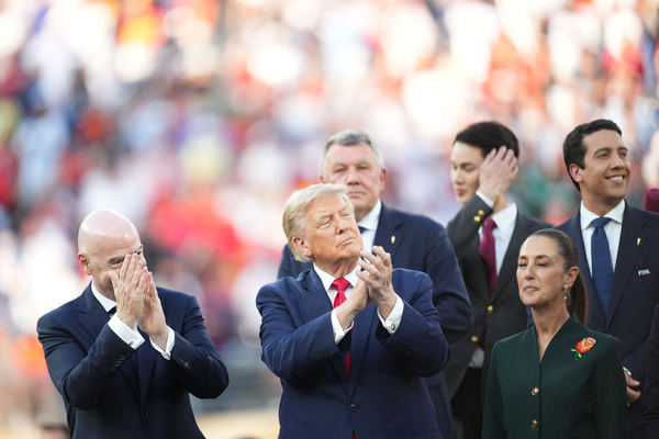 VIDEO | Moment tensionat după finala CM! Cine este fotbalistul care a refuzat să dea mâna cu Donald Trump