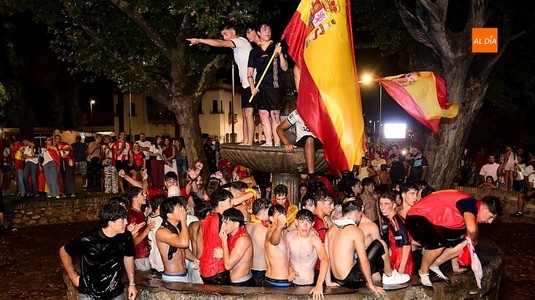 Tragedie în Spania. Un adolescent de 13 ani a murit în timpul sărbătorilor organizate pentru câştigarea titlului mondial