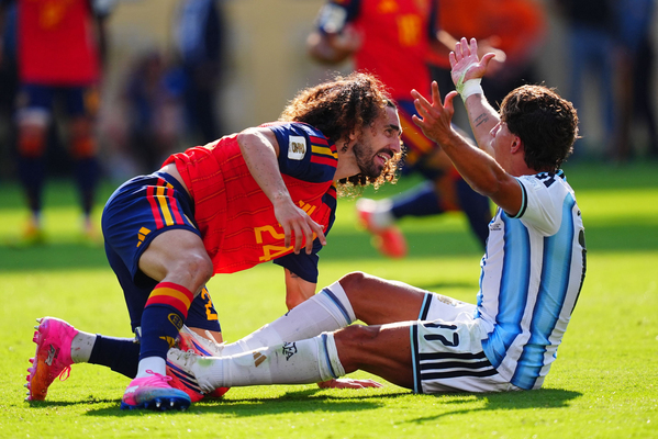 FIFA va deschide o anchetă după scandalul provocat de jucătorii Argentinei, la finalul meciului cu Spania