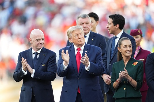 O nouă şansă pentru naţionale! Apropiatul lui Infantino a dezvăluit câte echipe vor participa la Campionatul Mondial din 2030